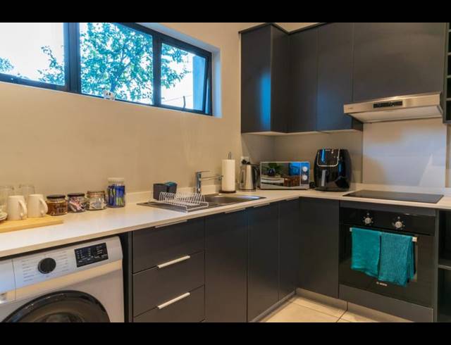 1 BEDROOM PROPERTY TO RENT IN MENLO PARK